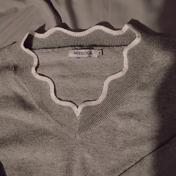 MISSLOOK- Gray Sweater with White Scalloped Trim - Picture 2 of 5